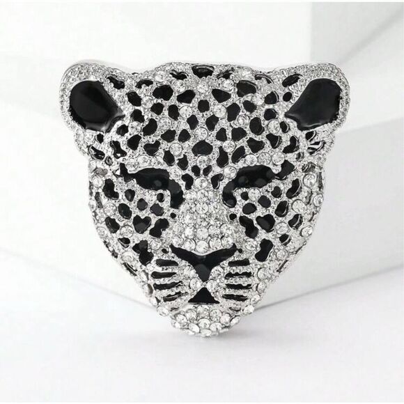 Leopard Brooch - Picture 6 of 6